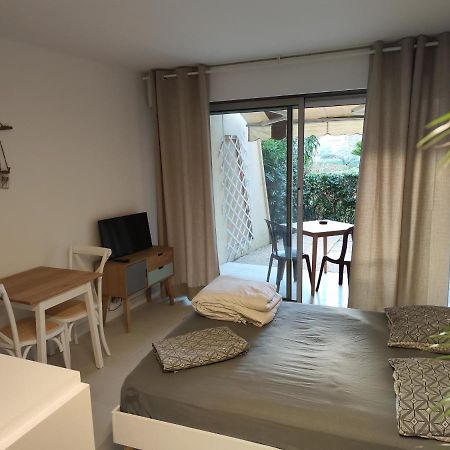 STUDIO Cannes Marina Mandelieu Extérieur photo